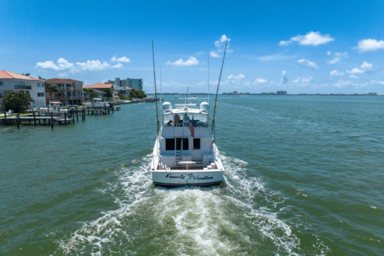 Hatteras 54 CONVERTIBLE Yacht For Sale