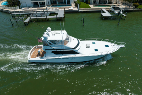 Hatteras 54 CONVERTIBLE Yacht For Sale
