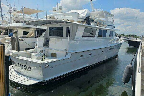 Hatteras 70 Cockpit Motor Yacht Yacht For Sale