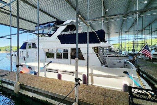 Ocean Alexander 511 Classico Yacht For Sale