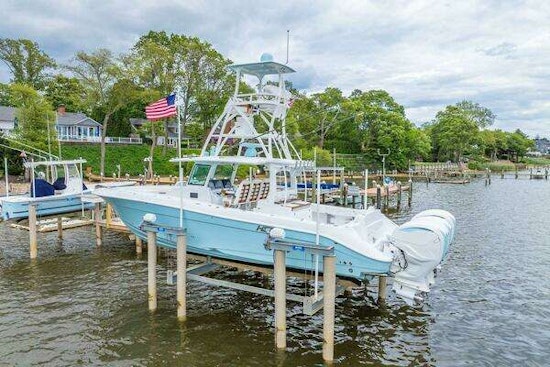 HCB 42 Lujo Yacht For Sale