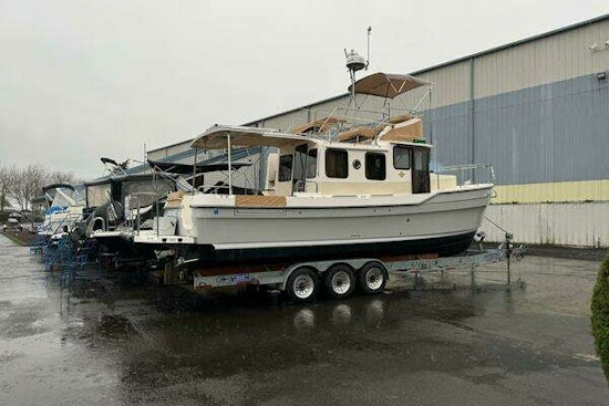 Ranger Tugs R-31CB Yacht For Sale