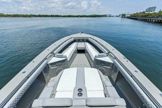 HCB 53 Suenos Yacht For Sale