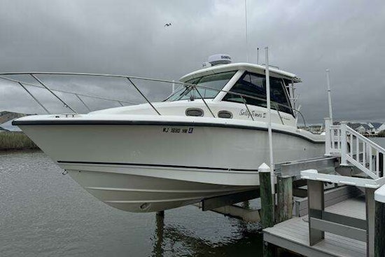 Boston Whaler 315 Conquest Yacht For Sale
