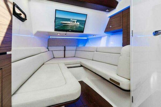 Boston Whaler 350 Realm Center Console Yacht For Sale