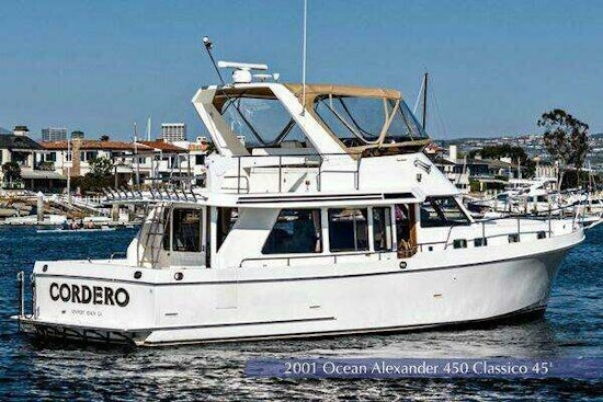 Ocean Alexander 450 Classico Sedan Yacht For Sale