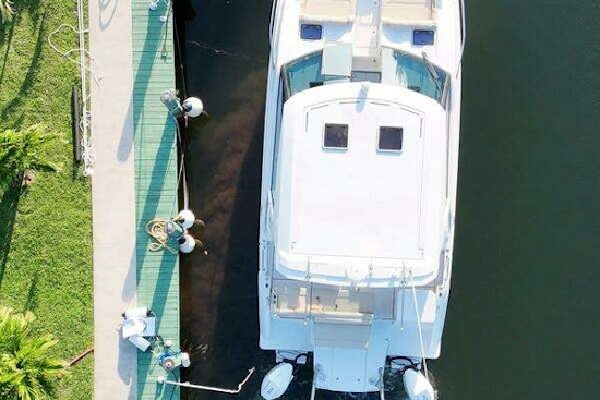 Aquila 36 Hydro Foil Yacht For Sale