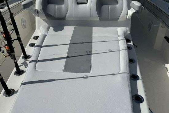 TideLine Boats 365 Yacht For Sale
