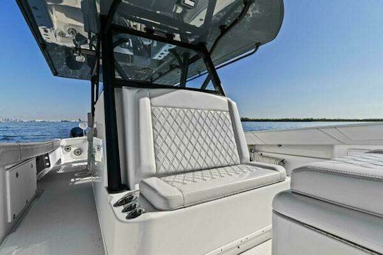Yellowfin 39 Center Console Yacht For Sale
