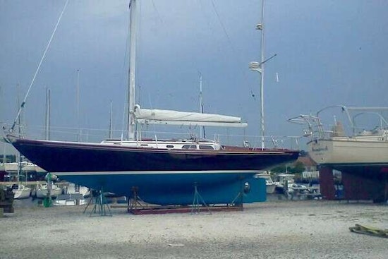 Hinckley Bermuda 40 Yawl Yacht For Sale