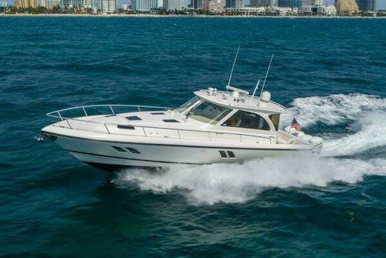 Intrepid 475 Sport yacht wheel house Yacht For Sale