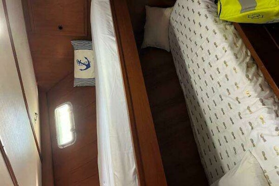 DeFever Tri-Cabin Yacht For Sale