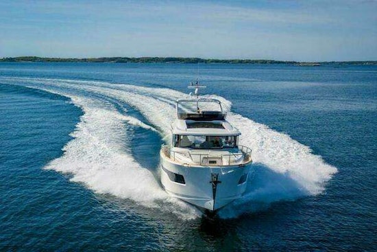 Nimbus 495 Flybridge Yacht For Sale