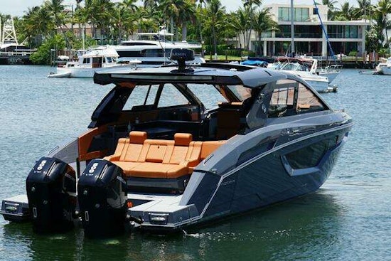 Cruisers Yachts 42 GLS OB Yacht For Sale