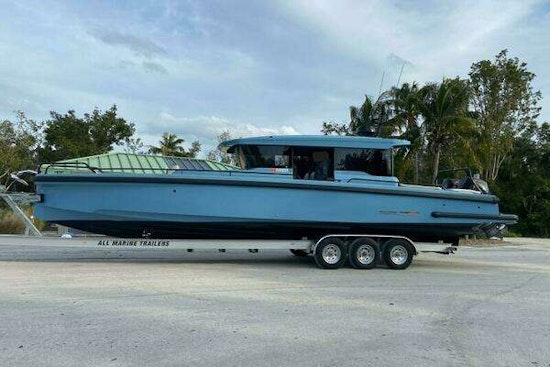 Axopar Shadow 900 Yacht For Sale