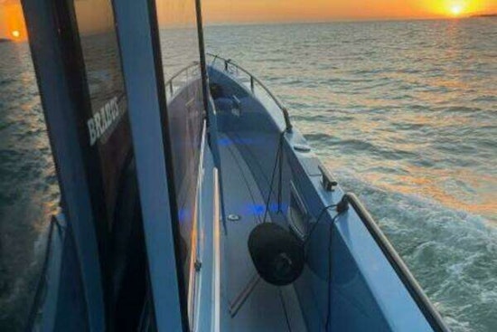 Axopar Shadow 900 Yacht For Sale