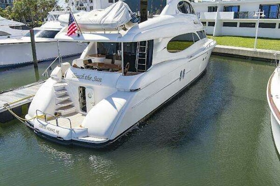 Lazzara Yachts  Yacht For Sale