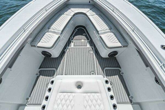 Yellowfin 42 Center Console Yacht For Sale