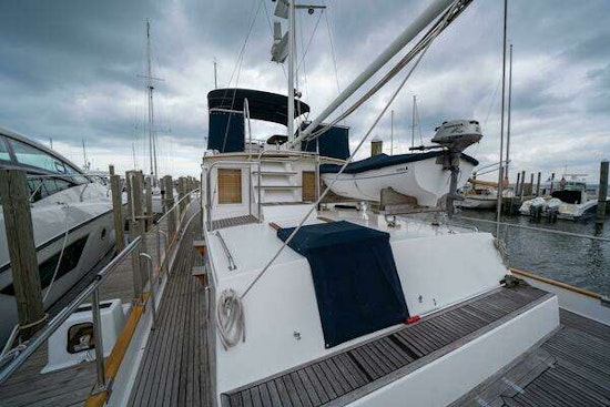 Grand Banks 42 Classic Yacht For Sale