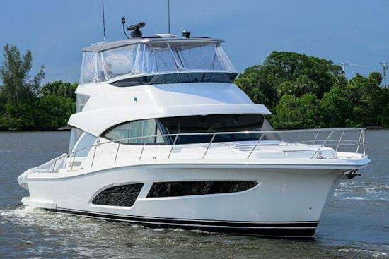 Riviera 46 Sports Motor Yacht Yacht For Sale