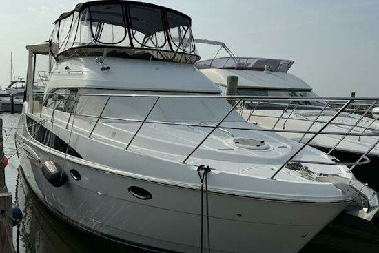 Meridian  Yacht For Sale