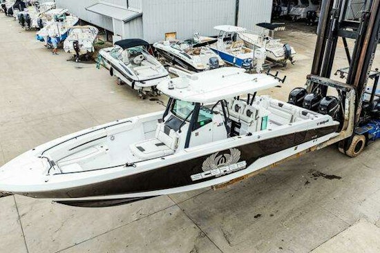 Wellcraft 352 Fisherman Center Console Yacht For Sale