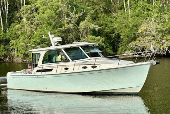 Back Cove 390 Yacht For Sale