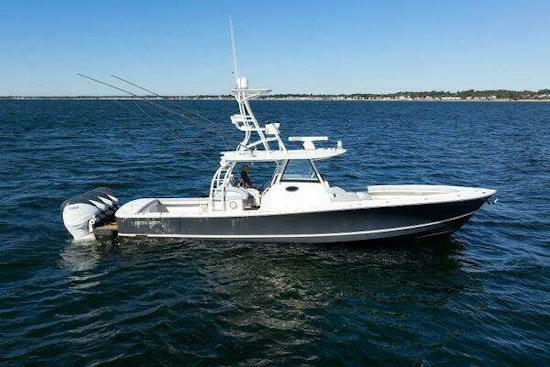 Regulator 41 Center Console Yacht For Sale