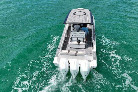 Fountain 34SC Yacht For Sale