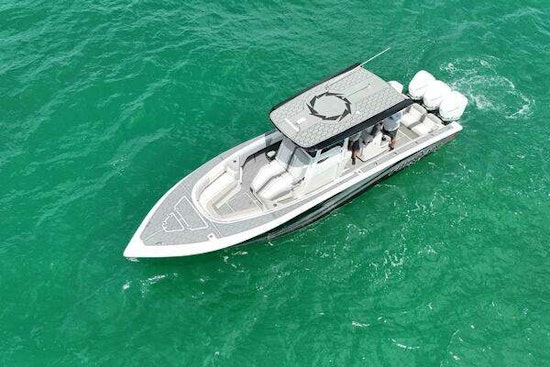 Fountain 34SC Yacht For Sale