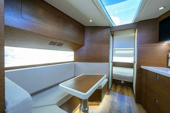 Scout 530 LXF Yacht For Sale
