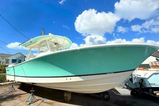 Regulator 37 Yacht For Sale