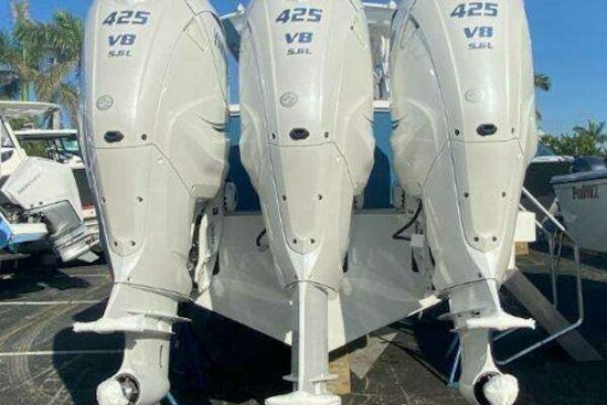 Regulator 37 Yacht For Sale