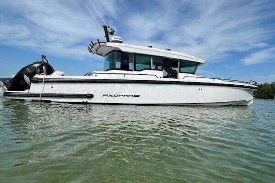 Axopar 37XC Yacht For Sale
