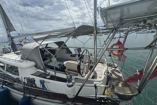 Fantasi Fantasi 44 Yacht For Sale