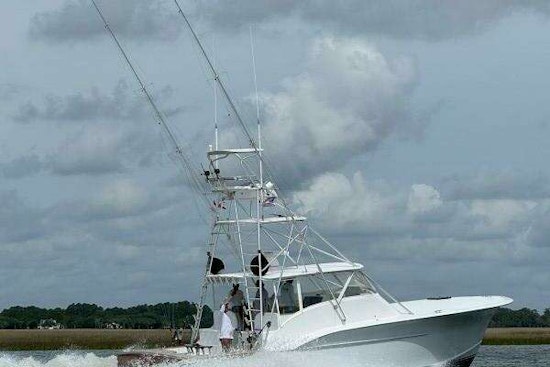 Custom Carolina Express Yacht For Sale