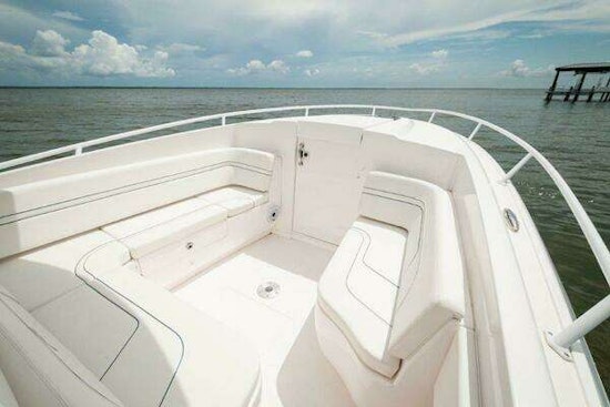 Intrepid 327-I Valor Yacht For Sale