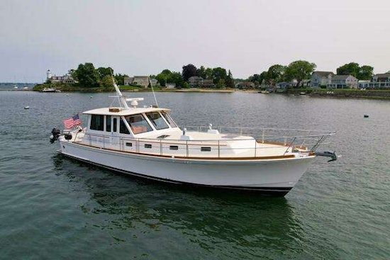 Grand Banks 49 Eastbay SX Yacht For Sale