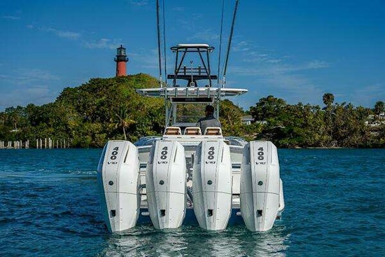 Bahama CC w/Quad V10s Yacht For Sale