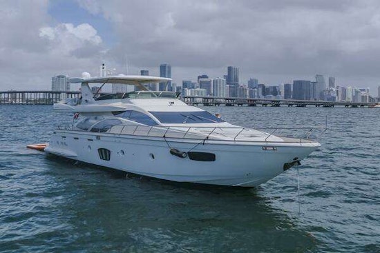Azimut Flybridge Yacht For Sale