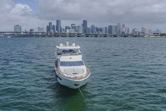 Azimut Flybridge Yacht For Sale