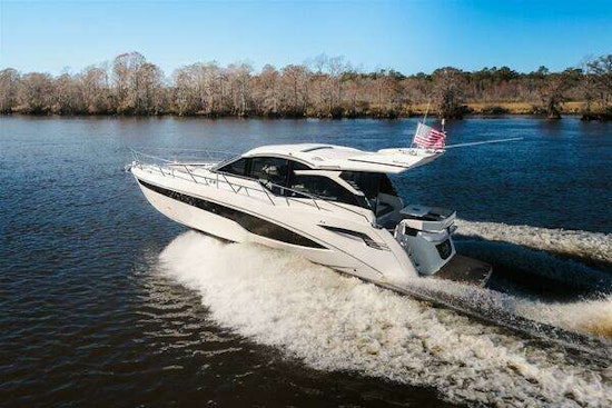 Galeon 425 HTS Yacht For Sale