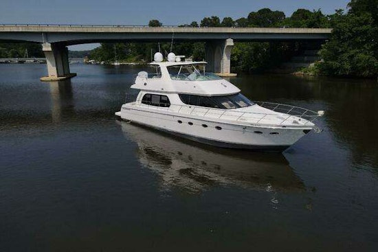 Carver Voyager Yacht For Sale