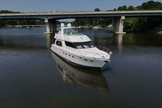 Carver Voyager Yacht For Sale