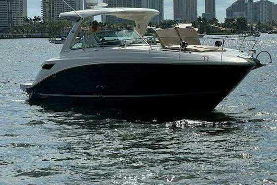 Sea Ray 350 Sundancer Yacht For Sale