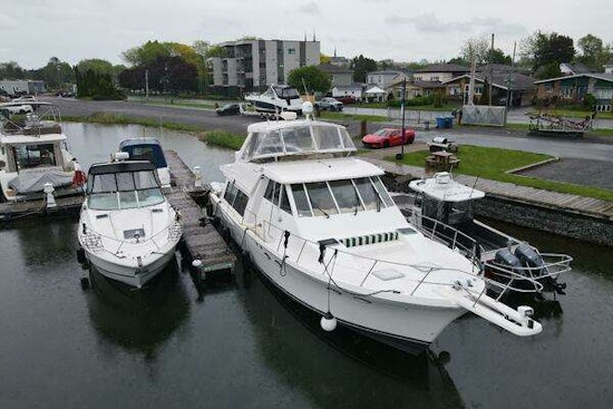 Meridian  Yacht For Sale