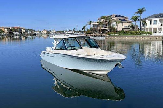 Grady-White Freedom 325 Yacht For Sale