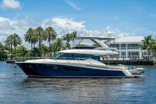 Tiara Yachts  Yacht For Sale
