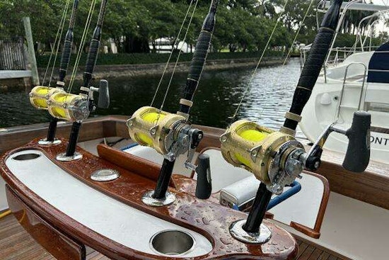 Viking 52 Convertible Yacht For Sale