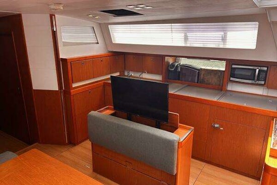 Beneteau Sense 55 Yacht For Sale